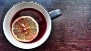 体臭を抑えるために効果的な食べ物は？