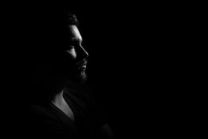 背中の体臭を改善するための食事法とは男性におすすめの何か？
