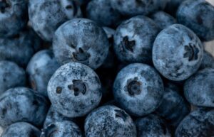 体臭改善のために避けるべき食べ物とは何ですか？